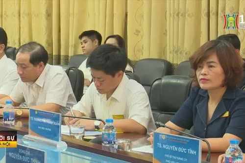 Đào tạo công tác công đoàn cho cán bộ Lào