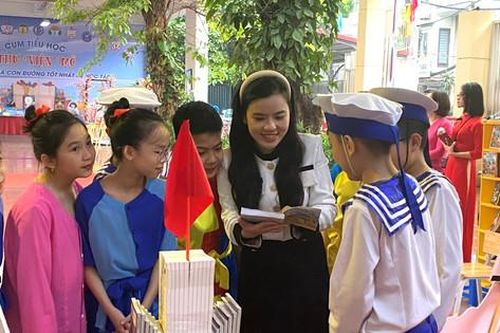 Ngành Giáo dục quận Hoàn Kiếm tập trung thực hiện tốt chủ đề năm học mới