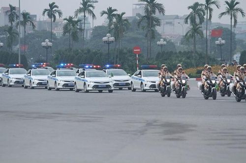 Bộ Công an đề xuất hàng loạt quy định mới về đối tượng được lắp đặt tín hiệu xe ưu tiên