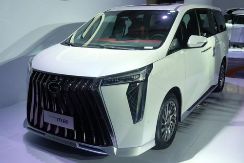 GAC M8 bản cao cấp nhất gần 2,2 tỷ đồng có gì?
