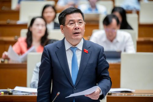 Bộ trưởng Công Thương thừa nhận nạn bảo kê của quản lý thị trường