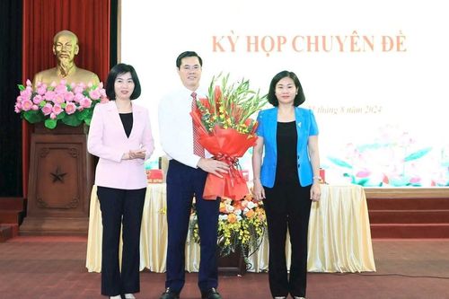 Ông Nguyễn Xuân Phong được bầu làm Chủ tịch UBND huyện Thanh Trì