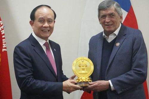 Hà Nội mở rộng quan hệ đối ngoại trên các lĩnh vực với Argentina và Chile