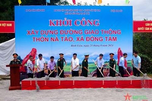 Bộ CHQS tỉnh Quảng Ninh: Phối hợp khởi công xây dựng đường giao thông thôn