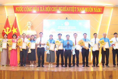 Quảng Nam tuyên dương 116 Chủ tịch Công đoàn, Nghiệp đoàn cơ sở và Người lao động tiêu biểu