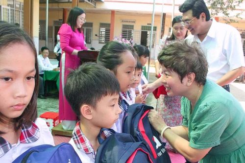 Tiếp sức đến trường cho học sinh tỉnh Hậu Giang