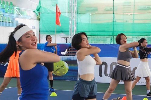 Người Hà Nội 'sốt' Pickleball