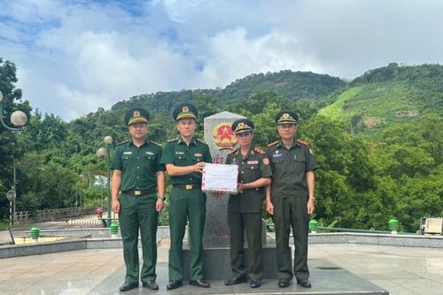 Phát huy vai trò của đội ngũ sĩ quan trẻ Biên phòng Việt Nam - Lào trong thực hiện nhiệm vụ quốc phòng, an ninh và đối ngoại