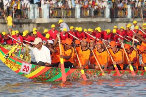 Sẵn sàng cho Lễ hội Oóc Om Bóc và Đua ghe Ngo Sóc Trăng 2024