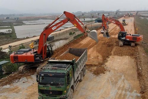 Sớm hoàn thiện các thủ tục để khởi công cao tốc Dầu Giây - Liên Khương