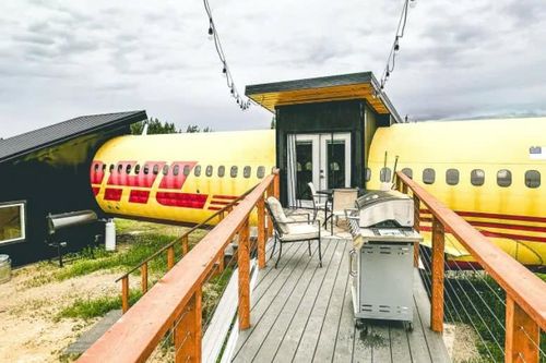 Những chiếc máy bay cũ 'biến thành' nhà nghỉ, khách sạn độc đáo ở Alaska