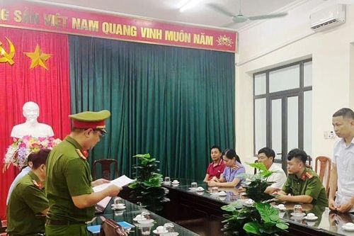 Giám đốc quỹ tín dụng ở Ninh Bình bị khởi tố vì nhận hối lộ