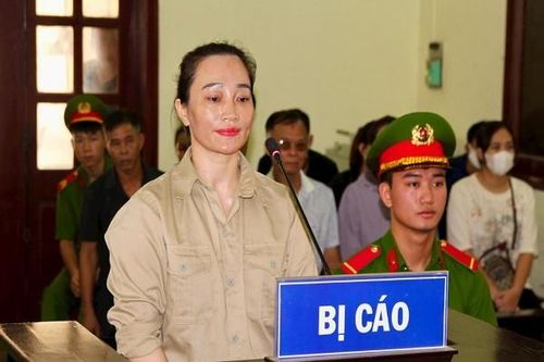 Vụ 'cô đồng bổ cau' Trương Thị Hương: Tòa trả hồ sơ để điều tra bổ sung