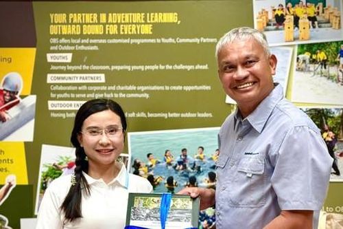 Đoàn đại biểu cấp cao T.Ư Đoàn thăm, làm việc tại nhiều mô hình độc đáo của thanh niên Singapore