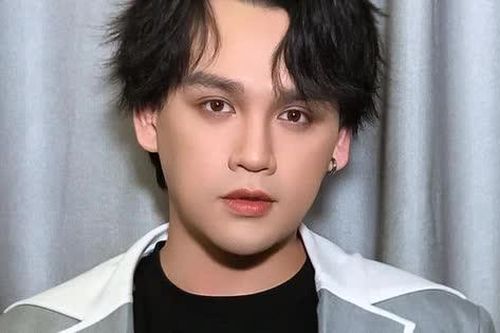 Xử phạt hai cá nhân vu khống ca sĩ Trung Quân