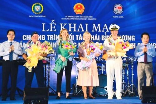 Hơn 200 quân nhân Hoa Kỳ, Úc hỗ trợ cộng đồng ở Quảng Ngãi