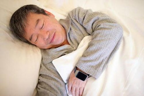 Người già ngủ trưa không quá 60 phút, chú ý 4 điều tránh nguy cơ suy tim