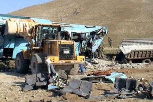 Xe buýt chở tín đồ hành hương gặp tai nạn thảm khốc ở miền Trung Iran, 35 người thiệt mạng
