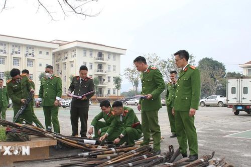 Triển khai thi hành Luật Quản lý, sử dụng vũ khí, vật liệu nổ, công cụ hỗ trợ