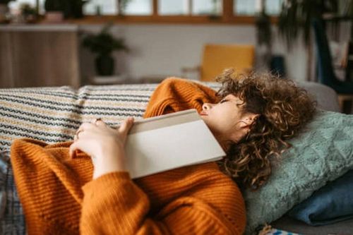 Giấc ngủ củng cố trí nhớ của chúng ta như thế nào?