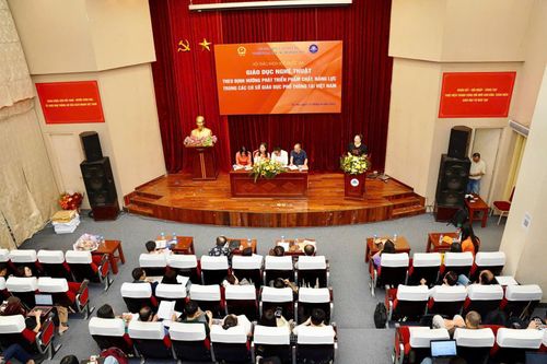 Nhiều chương trình đào tạo giáo viên nghệ thuật còn mang nặng tính hàn lâm