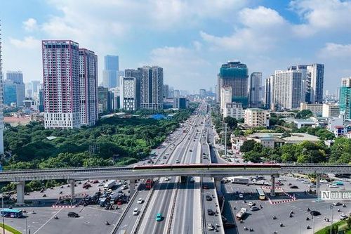 Hơn 1 thập kỷ trăn trở 'xanh hóa' của ngành giao thông
