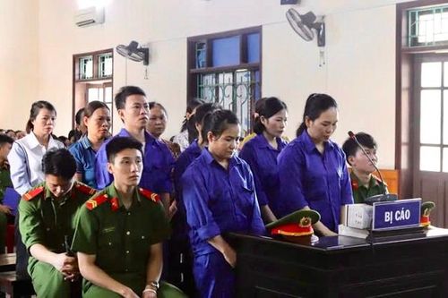 Hà Tĩnh: Cựu Trưởng phòng giao dịch Quỹ phát triển nhận án chung thân