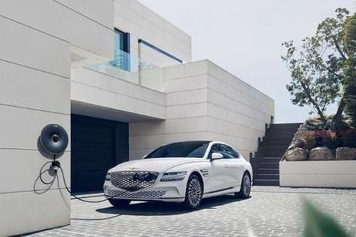 Nhiều mẫu xe điện hoãn ra mắt tại Hàn Quốc sau vụ cháy Mercedes-Benz EQE