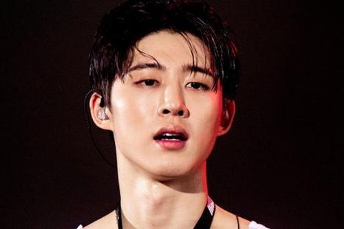 Sự nghiệp cựu thành viên iKon sắp về Việt Nam như thế nào mà được gọi là 'quái vật tạo hit'?