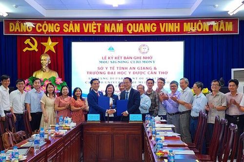 Nỗ lực chăm sóc sức khỏe Nhân dân