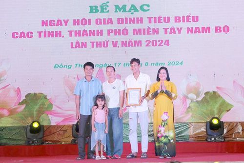 Lan tỏa văn hóa gia đình qua Ngày hội gia đình tiêu biểu các tỉnh, thành phố khu vực Tây Nam Bộ