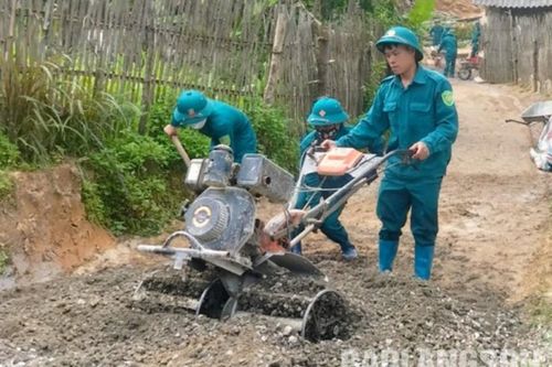Hòa Bình xây dựng lực lượng dân quân vững chắc