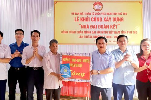 Chung tay xóa nhà tạm