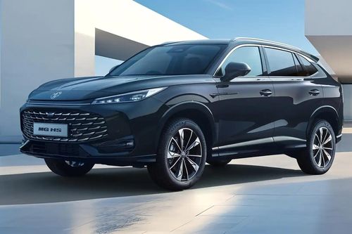 MG HS Plug in Hybrid 2025: Không gian rộng rãi và công nghệ hiện đại hơn
