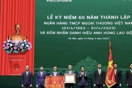 Vietcombank lần thứ hai liên tiếp ghi danh trong nhóm 20 doanh nghiệp có chỉ số phát triển bền vững tốt nhất thị trường
