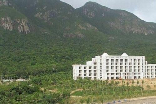 'Bão nợ' ập đến: Ngân hàng rao bán bất động sản hàng trăm tỷ