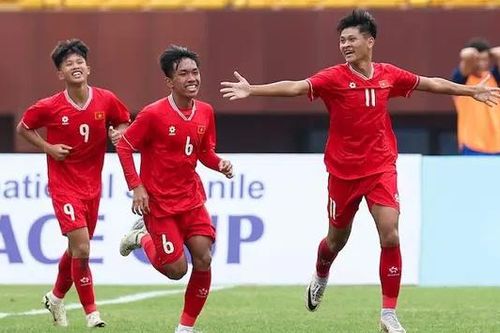 Việt Nam giành ngôi Á quân giải U16 quốc tế 2024
