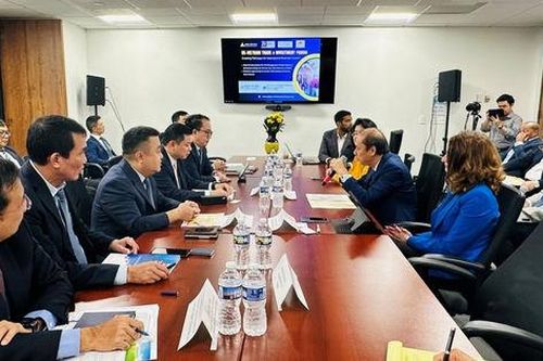 Tăng cường kết nối, tìm kiếm cơ hội hợp tác đầu tư với doanh nghiệp Hoa Kỳ