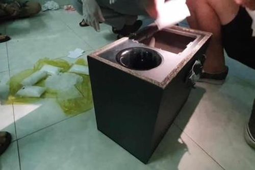 Bắt đối tượng giấu ma túy trong thùng loa mang từ Bình Phước đến Đắk Lắk