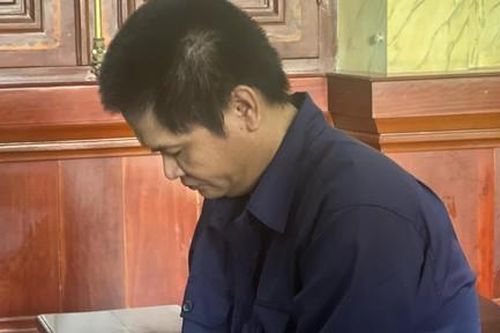 Chồng đâm vợ tử vong rồi nhảy từ tầng 15 chung cư nhưng thoát chết