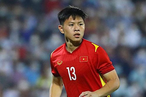 Tuyển thủ U23 Việt Nam chuyển đến đội bóng suýt xuống hạng mùa trước