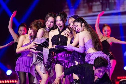 Showbiz 21/8: 'Chị đẹp' mùa 2 khởi động, Tóc Tiên bị mạo danh bán hàng online