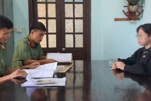 Xúc phạm uy tín trung tâm Anh ngữ trên mạng xã hội, người phụ nữ bị xử phạt