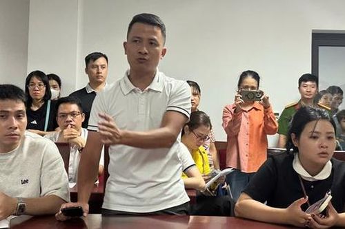 Vụ phụ huynh bức xúc chuyện nhà gần trường mà con không được học: Hiệu trưởng lên tiếng