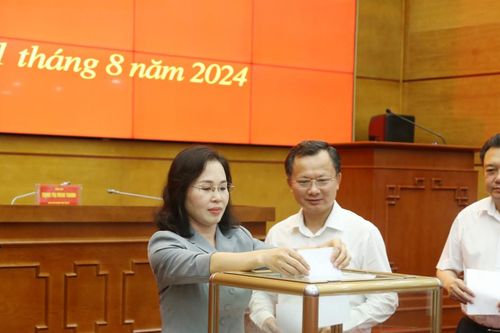 Quảng Ninh: Ông Điệp Văn Chiến được bầu vào Ban Thường vụ Tỉnh ủy