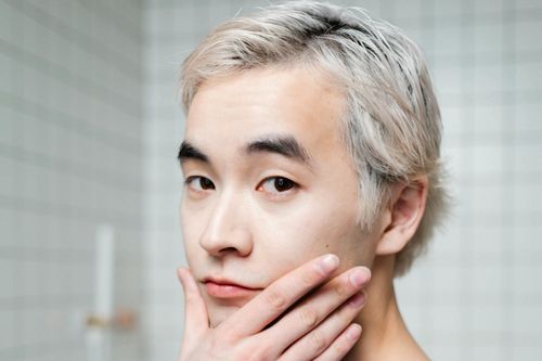 Lý do nam giới ít dùng mỹ phẩm nhưng da vẫn đẹp
