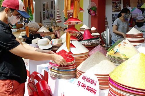 Giải pháp nào phát triển du lịch quà tặng?