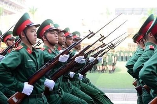 Thu hút nhân tài vào quân ngũ