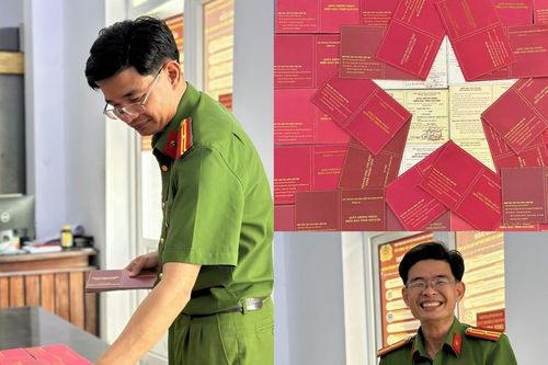 Thiếu tá Công an ghép hình cờ Tổ quốc bằng 26 giấy chứng nhận hiến máu cứu người