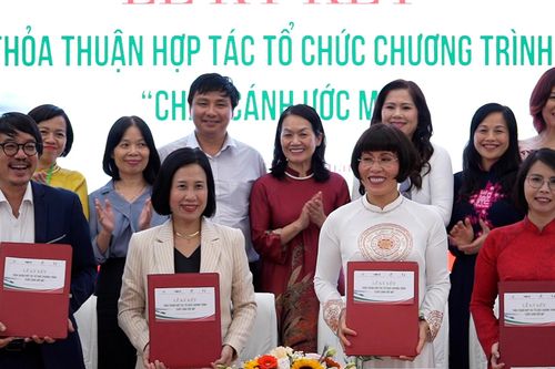 Diễn đàn Phụ nữ Việt Nam tại châu Âu chung tay 'chắp cánh ước mơ' hỗ trợ trẻ em nghèo